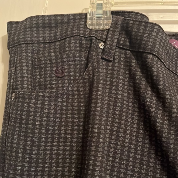 Gloria Vanderbilt | Black & Grey Houndstooth Dress Pants 18W - Picture 3 of 5